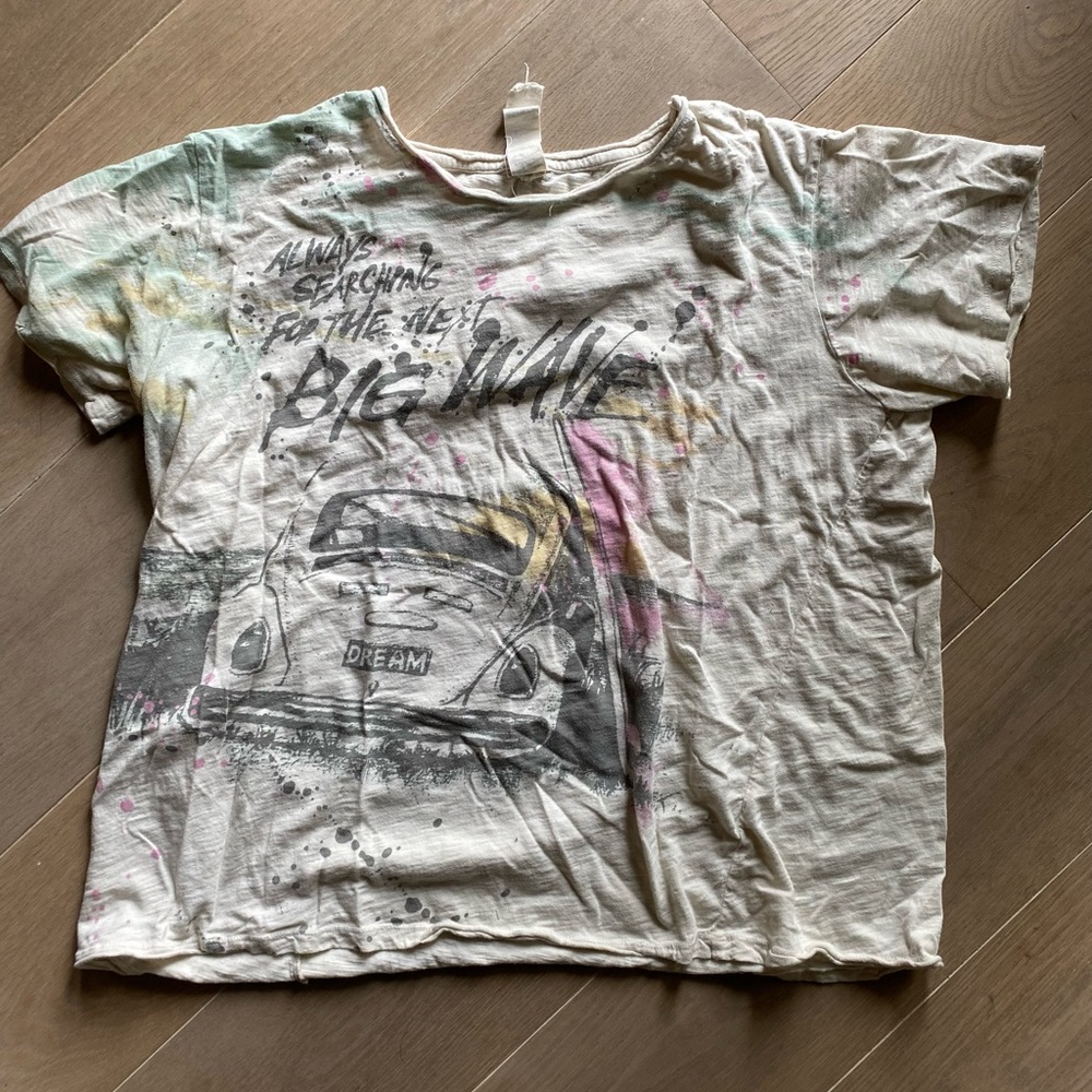 Magnolia Pearl big wave t shirt